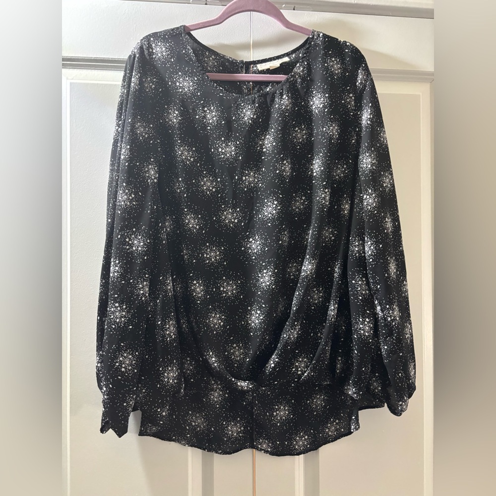 Chic Black and White Blouse